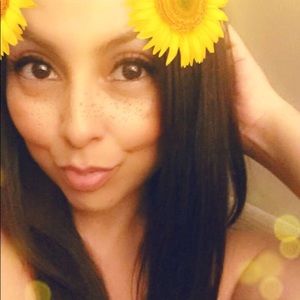 Meet your Posher, Christy